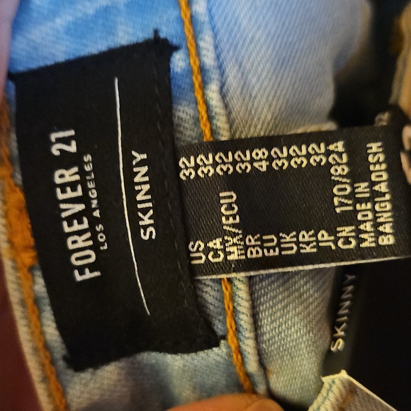 Forever 21 Blue Skinny Jeans with Distressed Details - Picture 9 of 9